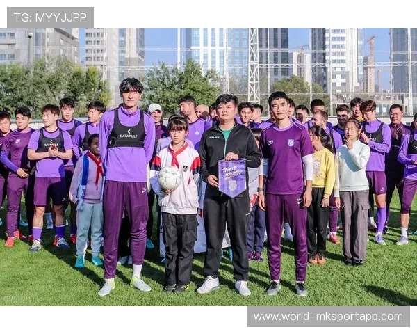 中国青训出海潮：新生代球员为梦想“逆风起飞”