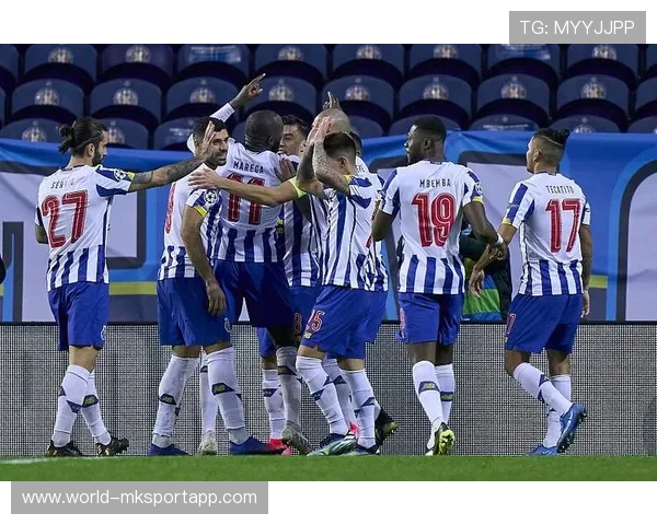 意甲赛场纪律性增强红黄牌数量呈下降趋势，意甲联赛红黄牌规则