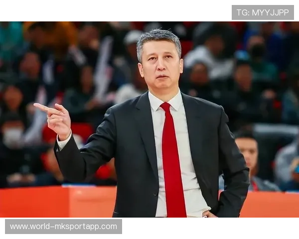 本土教练是否能胜任国足主帅，国足以往教练