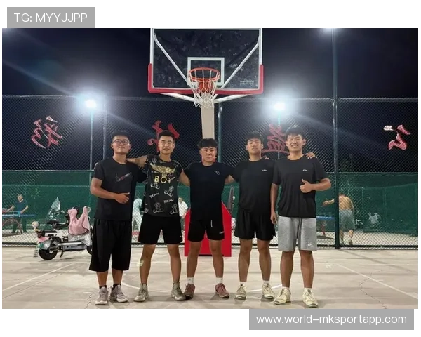 球队战术调整带来明显改观，球员布置战术